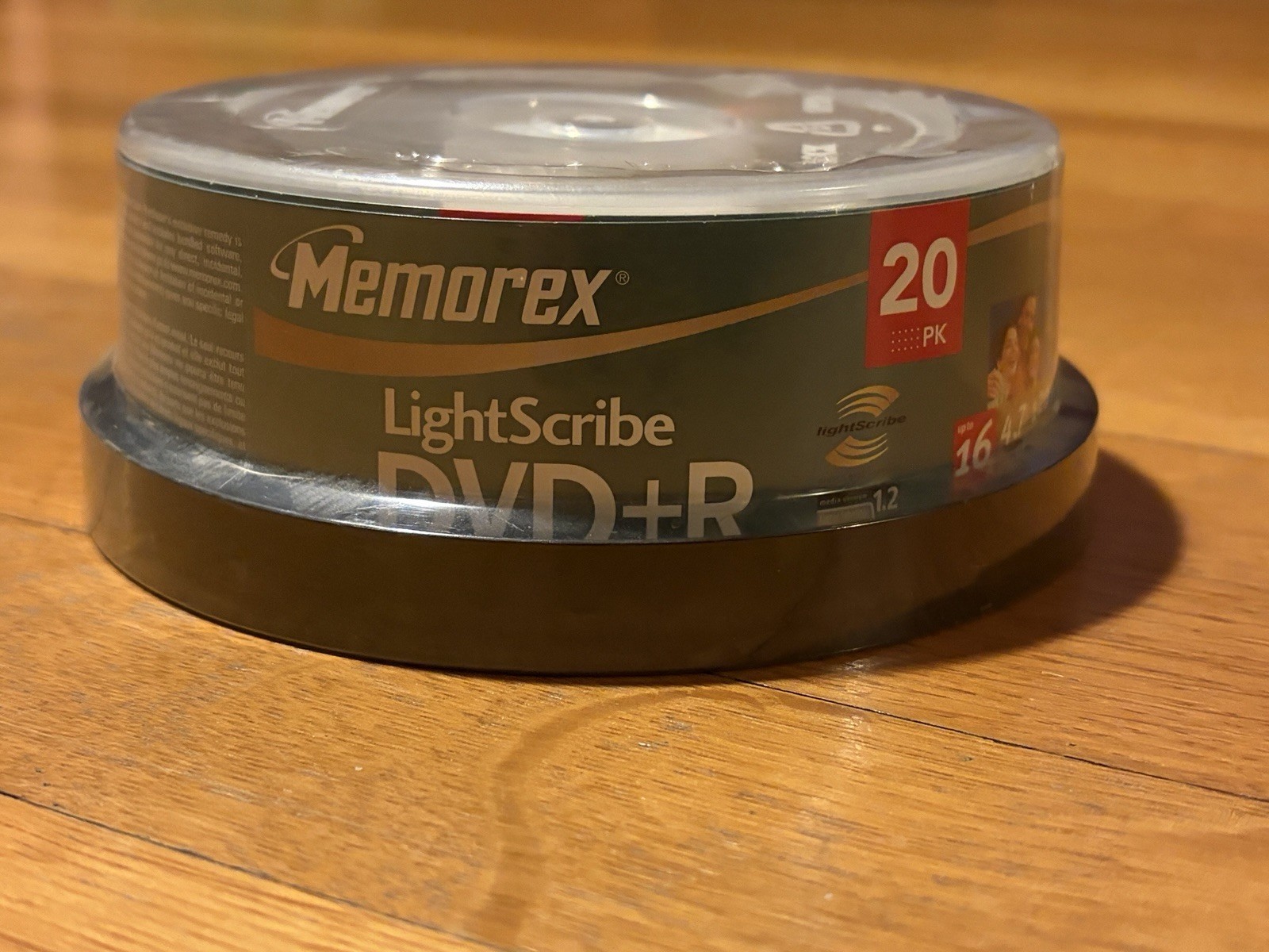 NEW Memorex LightScribe DVD + R 20 pack of blank discs