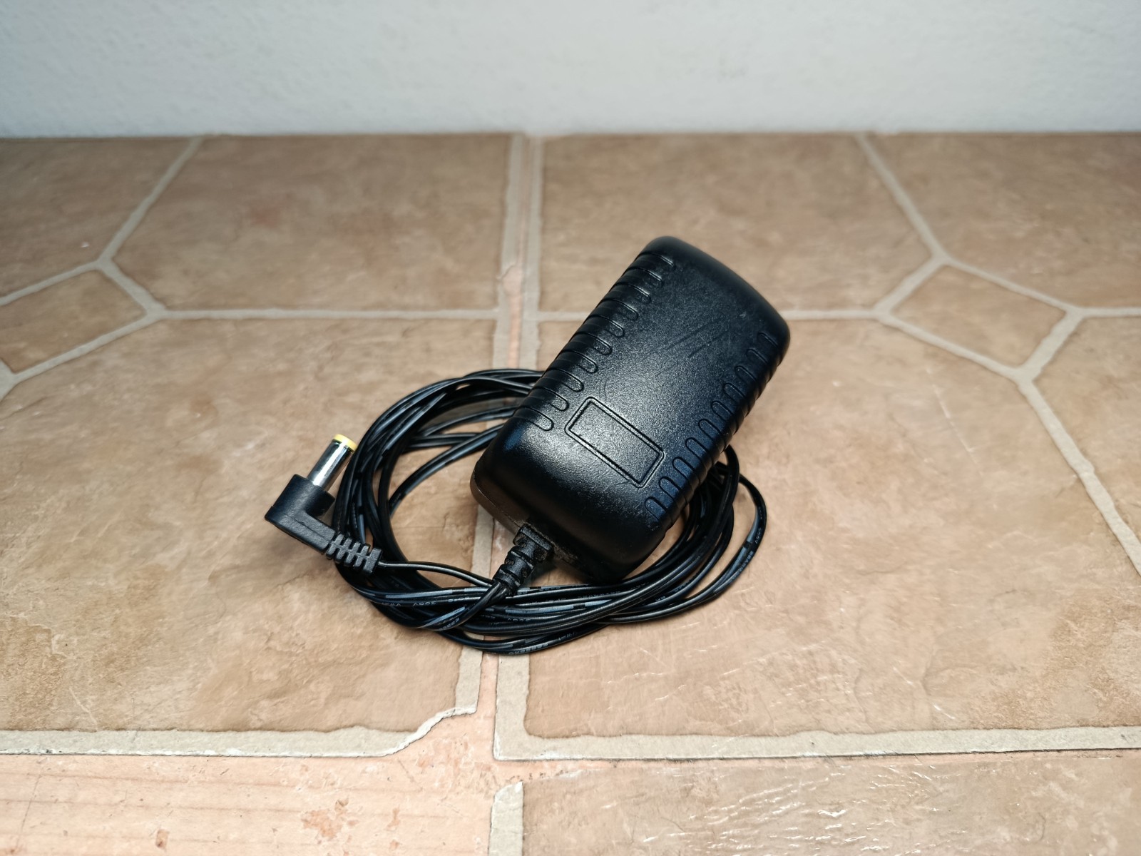 OEM 19v Adapter Petsafe / Premier Pet Transmitter Base Power Supply PIF RFA