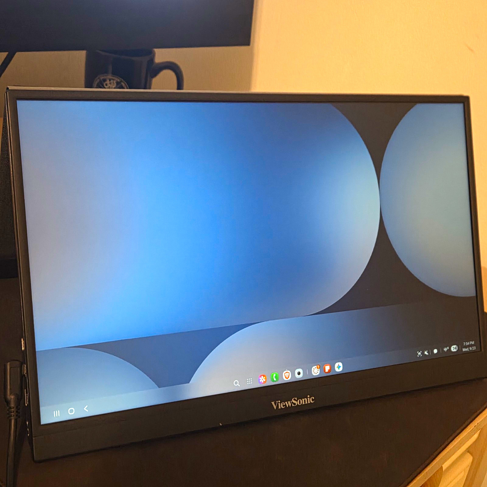 ViewSonic VX1755 Portable Gaming Monitor 1080p LED 144Hz USB-C HDMI (No Cables)