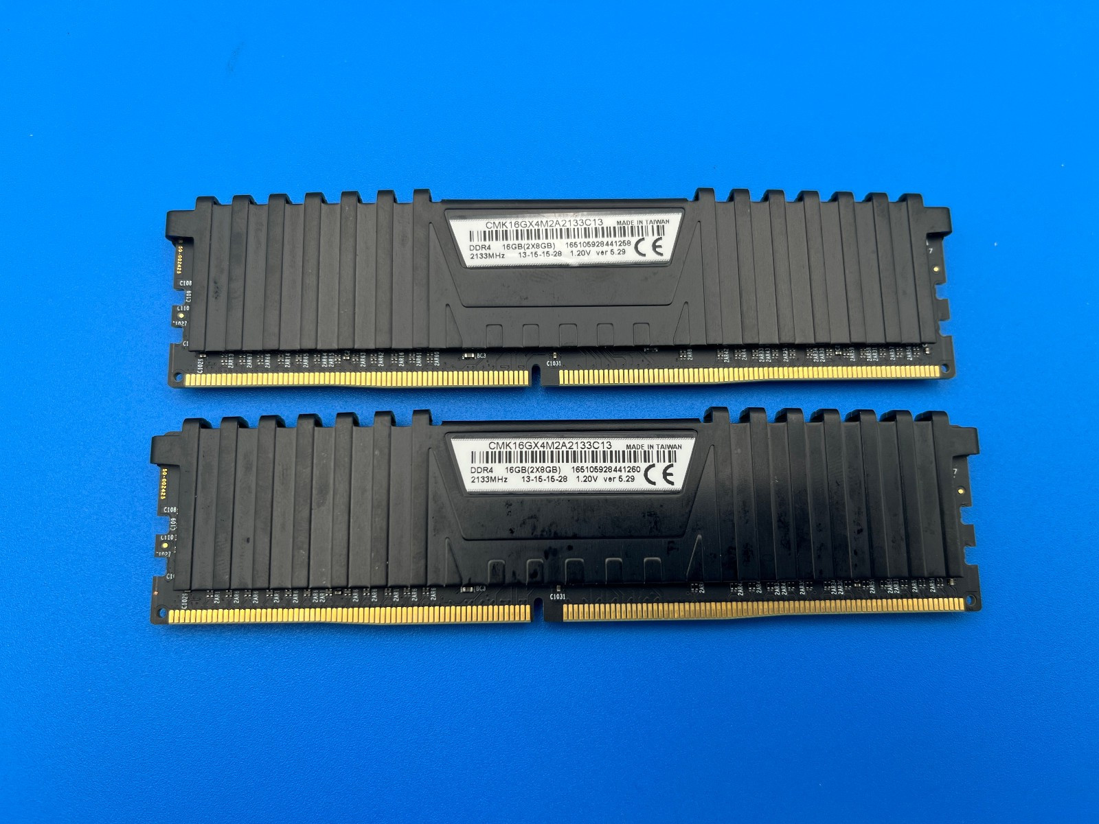 16GB Kit (2x8GB) - 8GB DDR4 2133 Desktop UDIMM Corsair CMK16GX4M2A2133C13 Tested