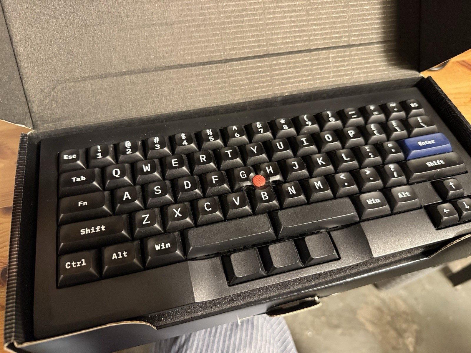 Tex Shura Keyboard DIY w/ Bluetooth 5.0 Upgrade and Cherry MX Red Switches
