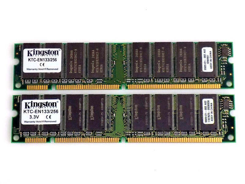 512MB (2x256MB) Kingston KTC-EN133/256 SDRAM 133Mhz PC133 UDIMM Memory