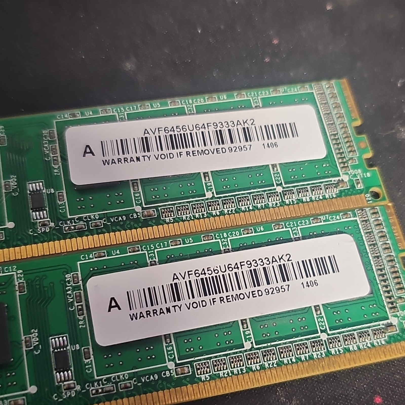 Nanya 2GB Kit (2x1GB) DDR2 DIMM PC2-5300 240-Pin Unbuffered RAM