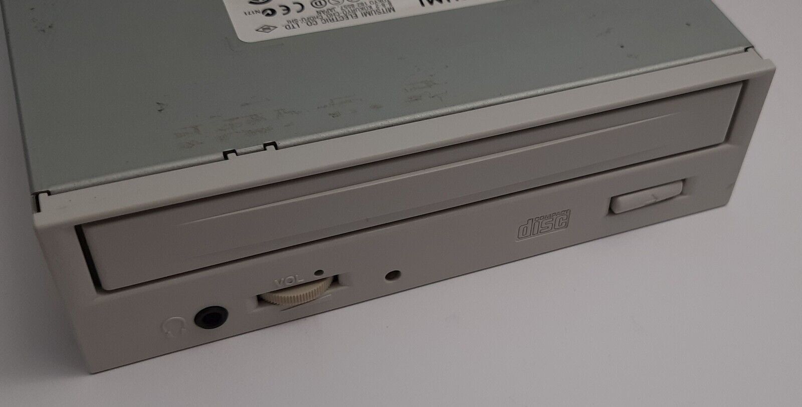Mitsumi CRMC-FX4820T 48x IDE CD-ROM Drive (Retro, 1999)