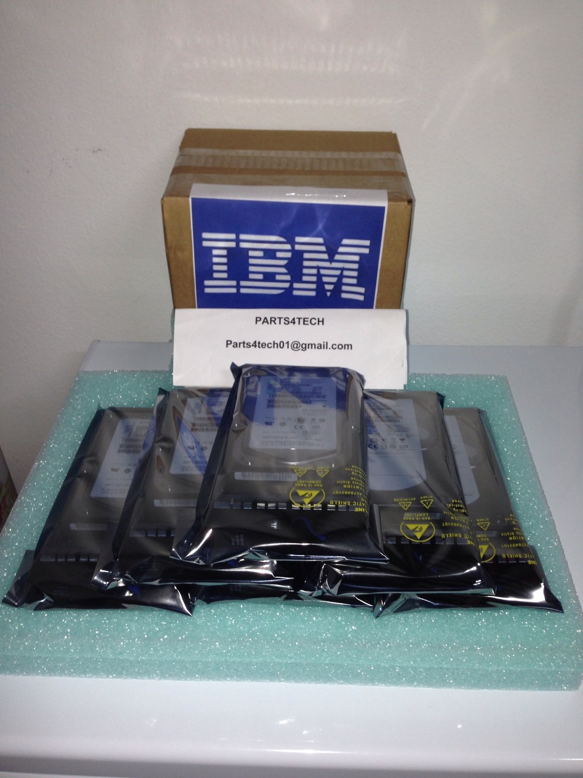 IBM 32P0731/32P0728 146.8gb 10k 3.5" U320 hard drive 33P3392