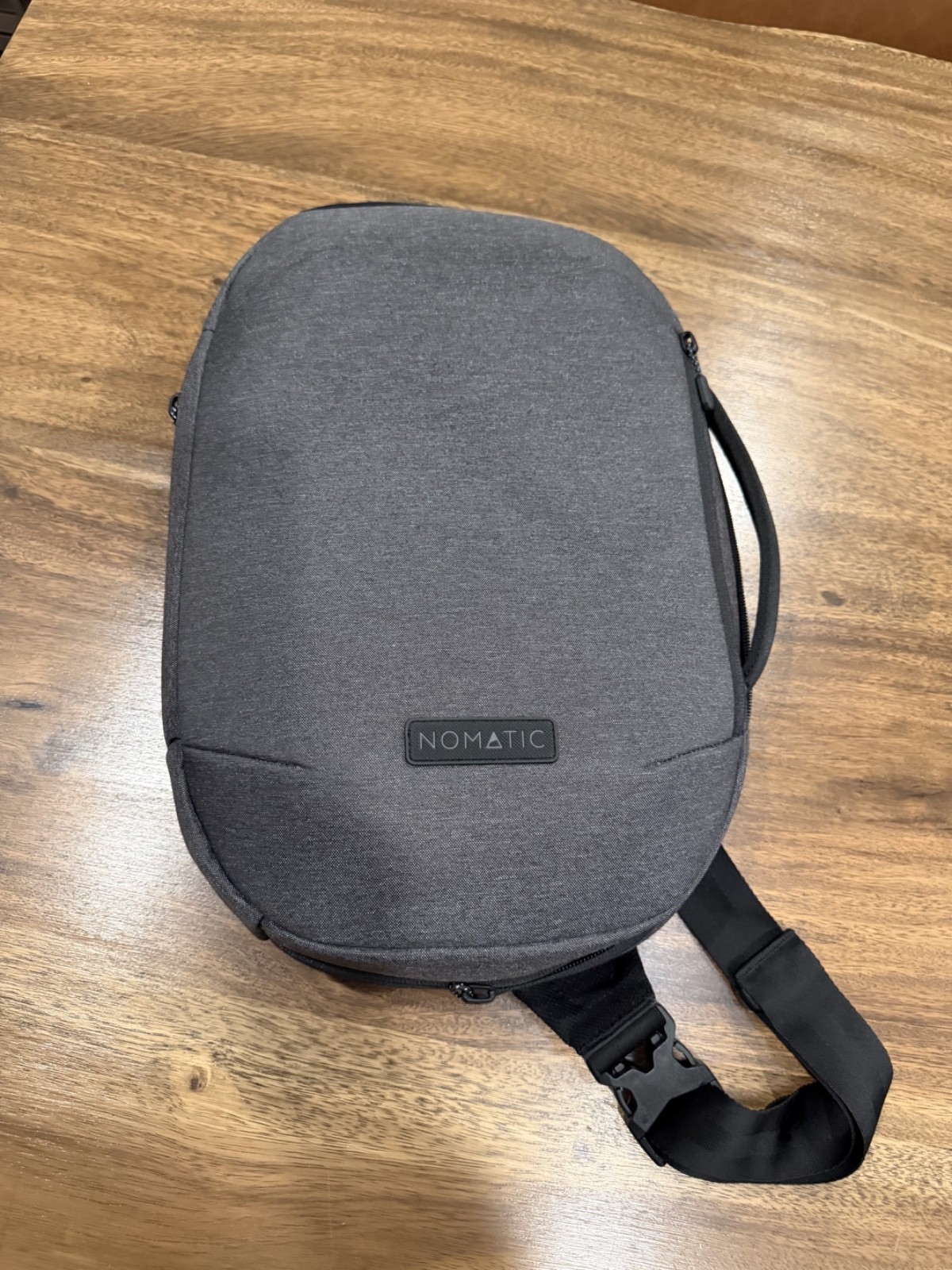 Nomatic Navigator Lite Sling 10L