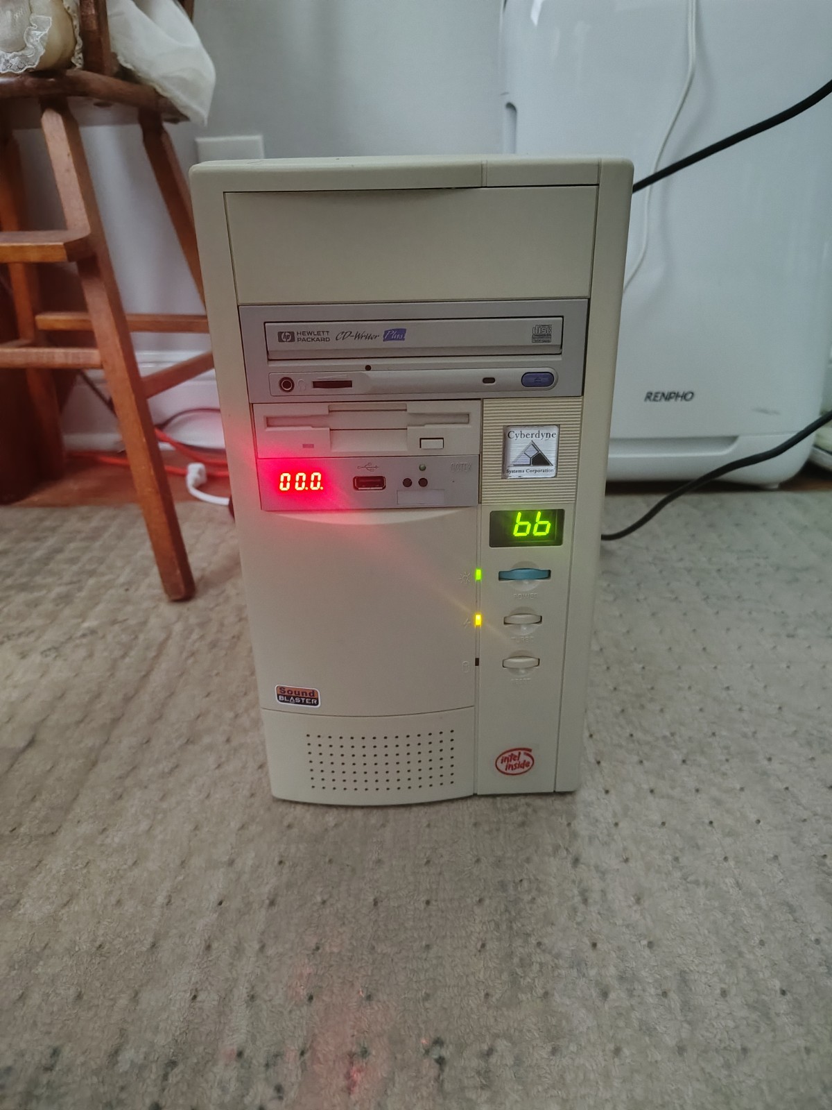 Vintage 1993 AMIBIOS 486DX  American Megatrends PC Computer Works 