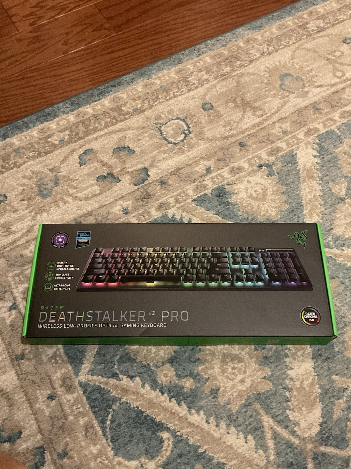 Razer DeathStalker V2 Pro Wireless Mechanical Gaming Keyboard Purple Clicky Box