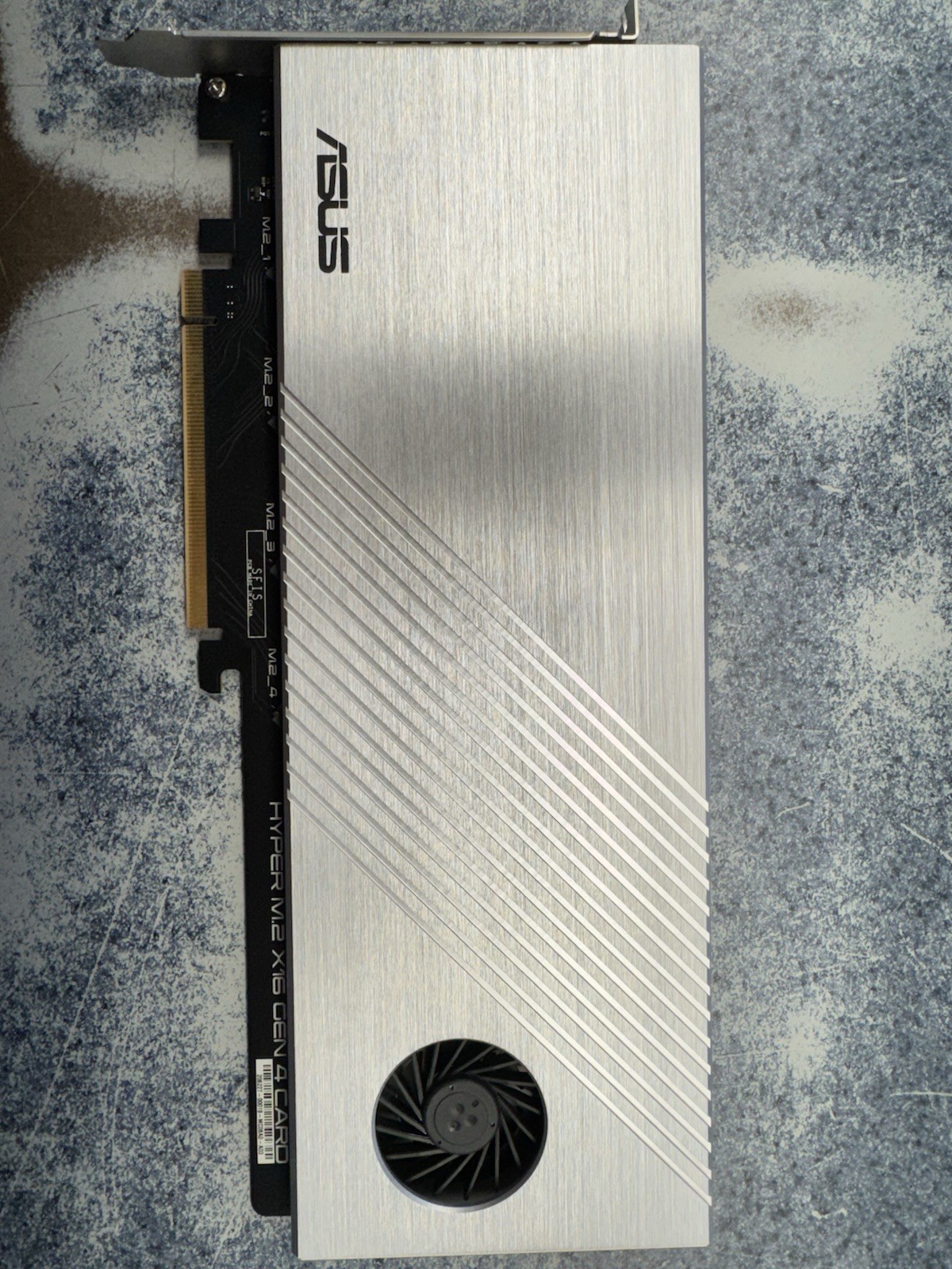 ASUS Hyper M.2 x16 Gen 4 Card – Open Box – Never Used – Missing 1 Mounting Screw
