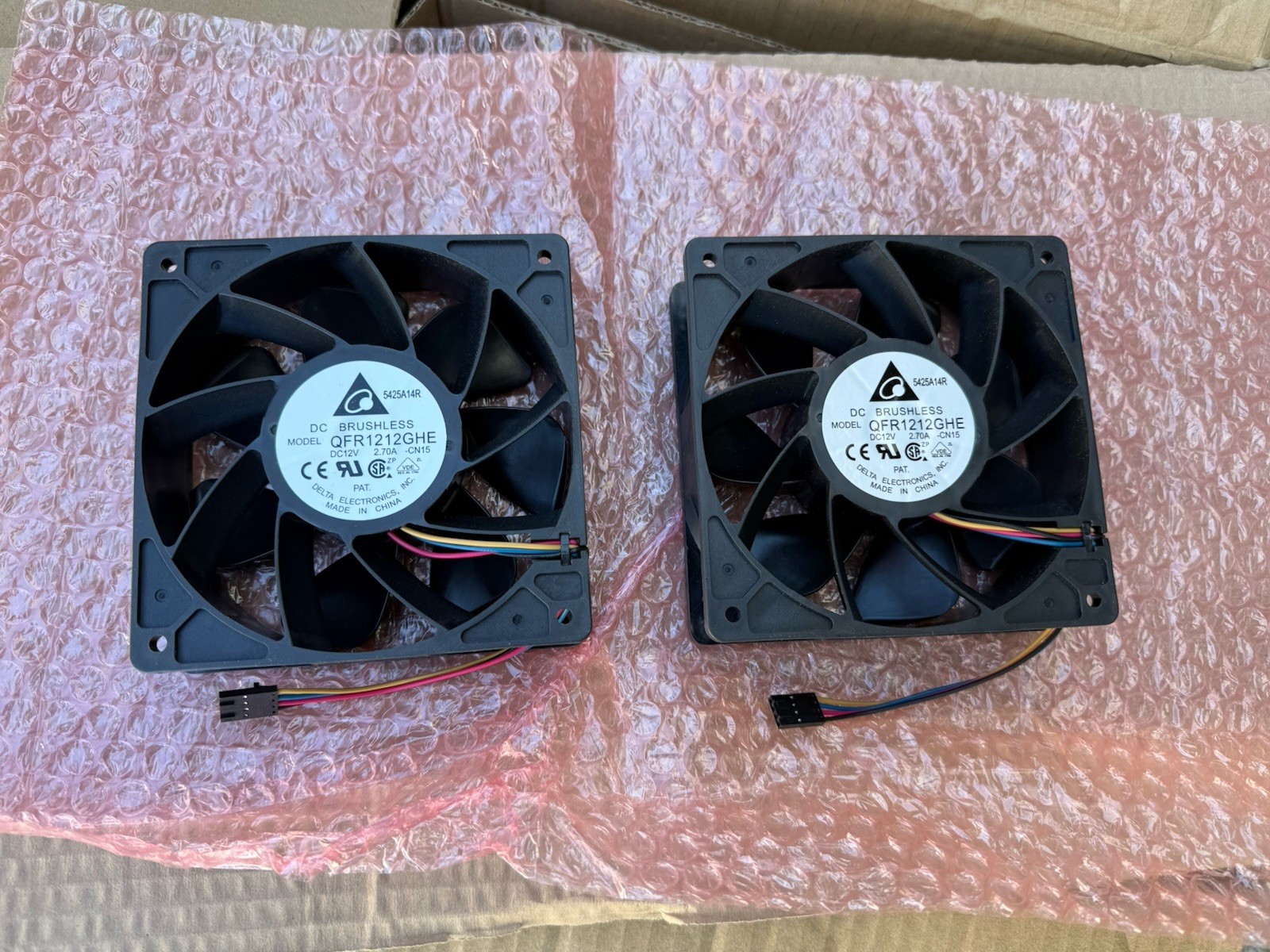 DELTA DC BRUSHLESS FAN QFR1212GHE 12VDC 4PIN (2 PCs Lot)
