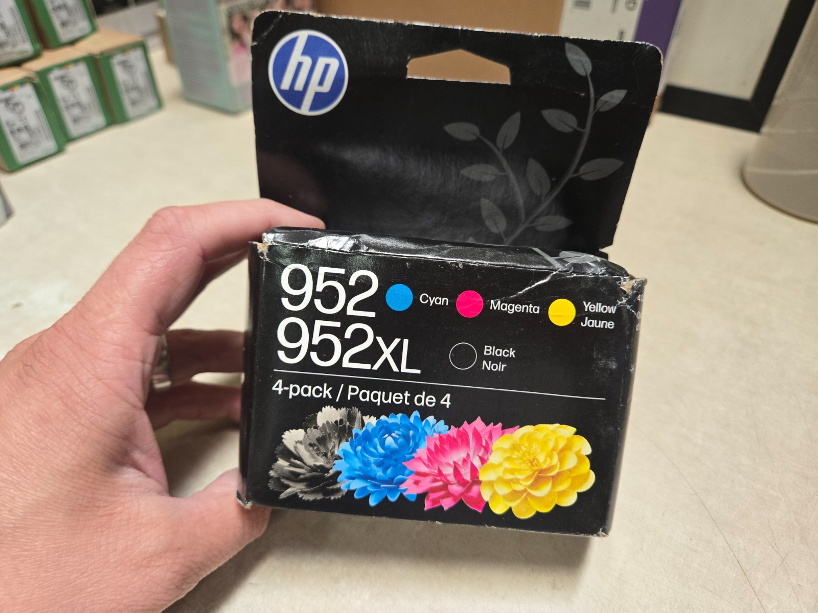 SEALED BOX WEAR HP 952XL/952 (N9K28AN) Ink Cartridge - Combo Pack  Exp 2028
