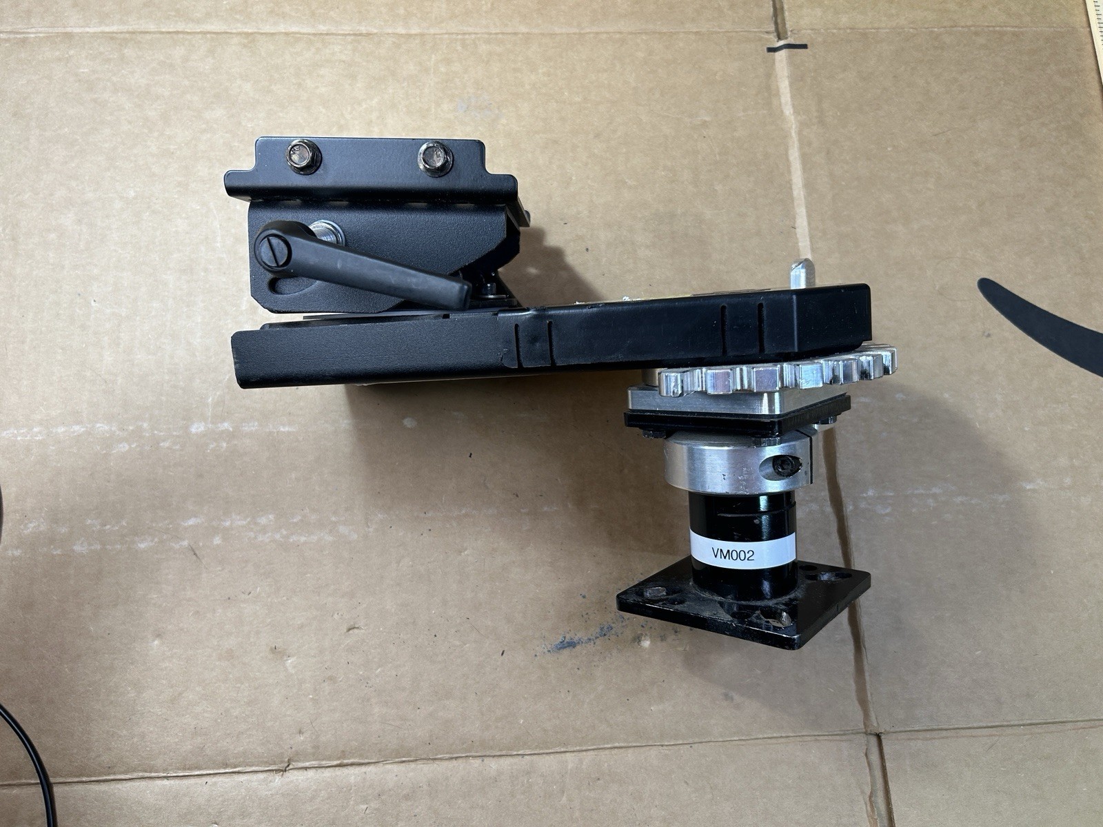 Havis C-MD-102 Swing Arm Laptop Mount C-HDM-207 Telescoping Pole Tilt Swivel