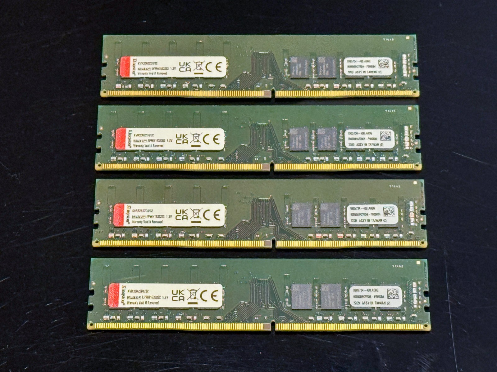 Kingston 128GB (4x-32GB) DDR4-3200MHz KVR32N22D8/32 Desktop RAM Memory