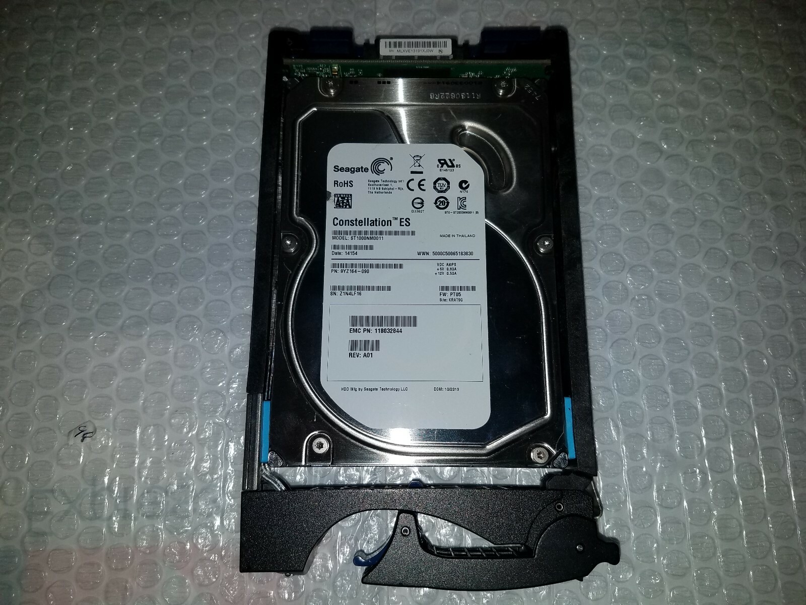 EMC 118032844 REV  A01 1TB SAS Seagate Hard Drive Unit
