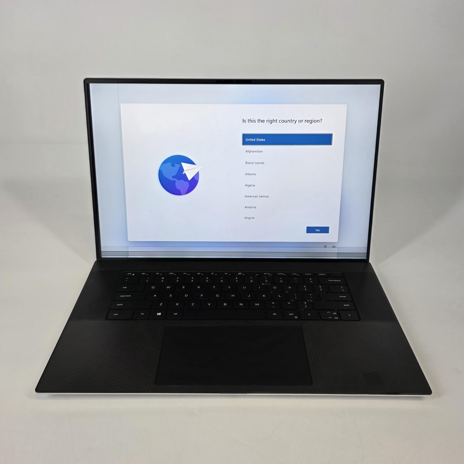 Dell XPS 17 9700 FHD+ i7-10750H 2.60GHz 32GB 512GB SSD GTX 1650 Ti - BAD BATTERY