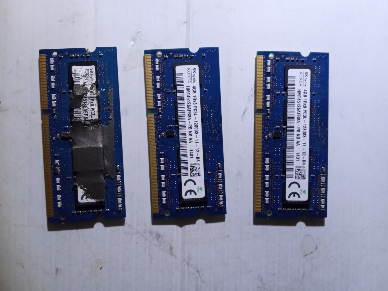 LOT of  2 pieces  Hynix  Ram   ,PC3L- 12800  SO-DIMM Memory