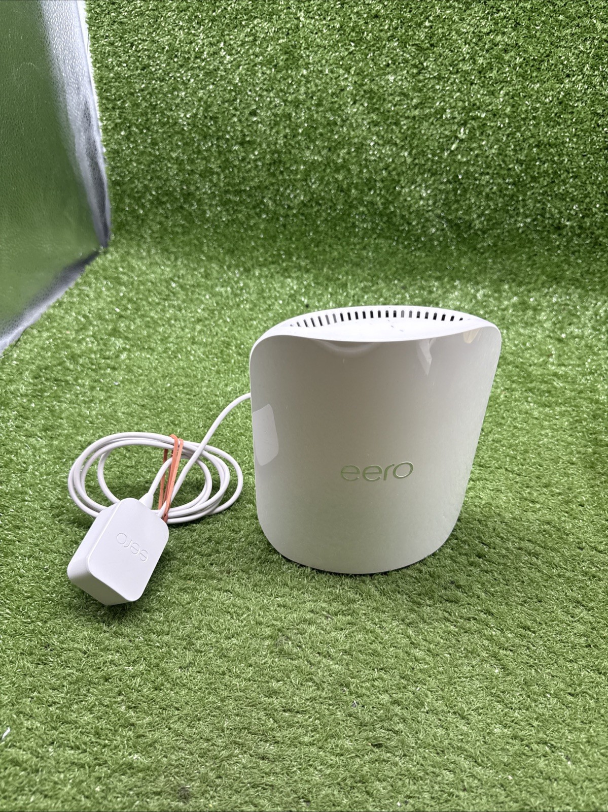 eero Pro 7 Tri-Band Mesh Wi-Fi 7 Router 10GbE Model ME10 FRONTIER ISP LOCKED S6