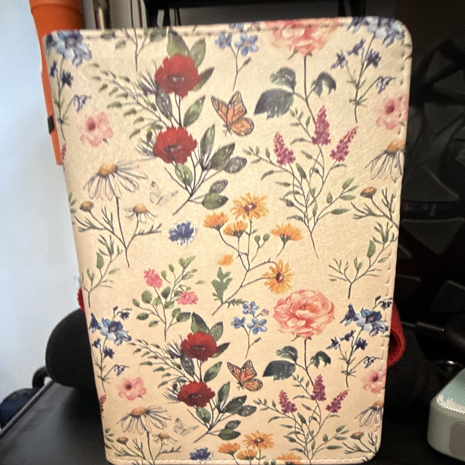 Floral Synthetic Leather Folio Case for Kindle, Magnetic, Card Pocket 5x7