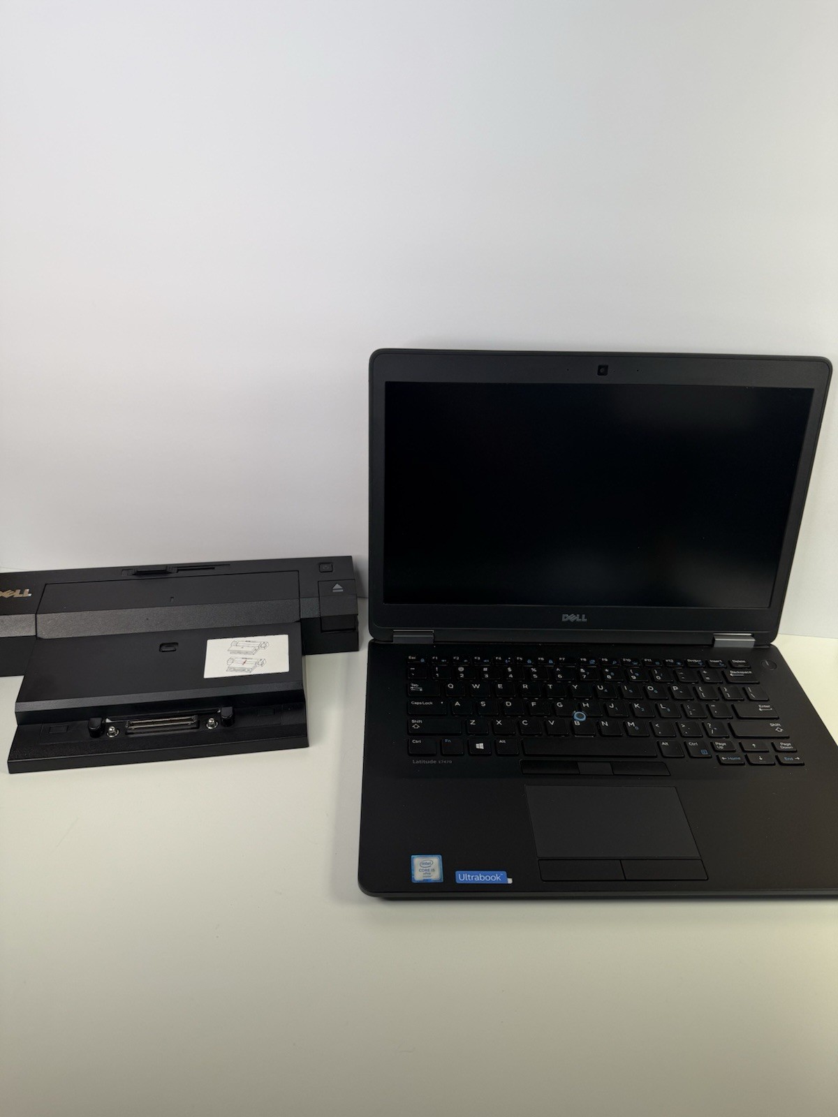 Dell Latitude E7470 Intel Core i5-6300U 2.40GHz 14" HD 8GB With Dock No HD