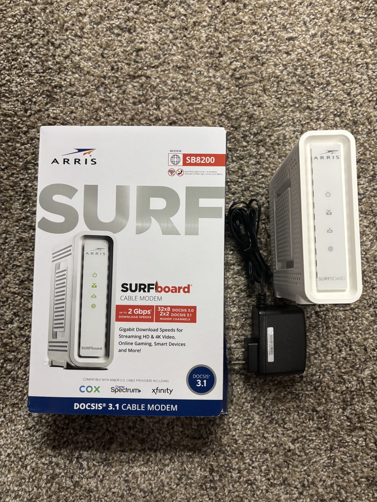 ARRIS SURFboard SB8200 DOCSIS 3.1 10 Gbps Cable Modem