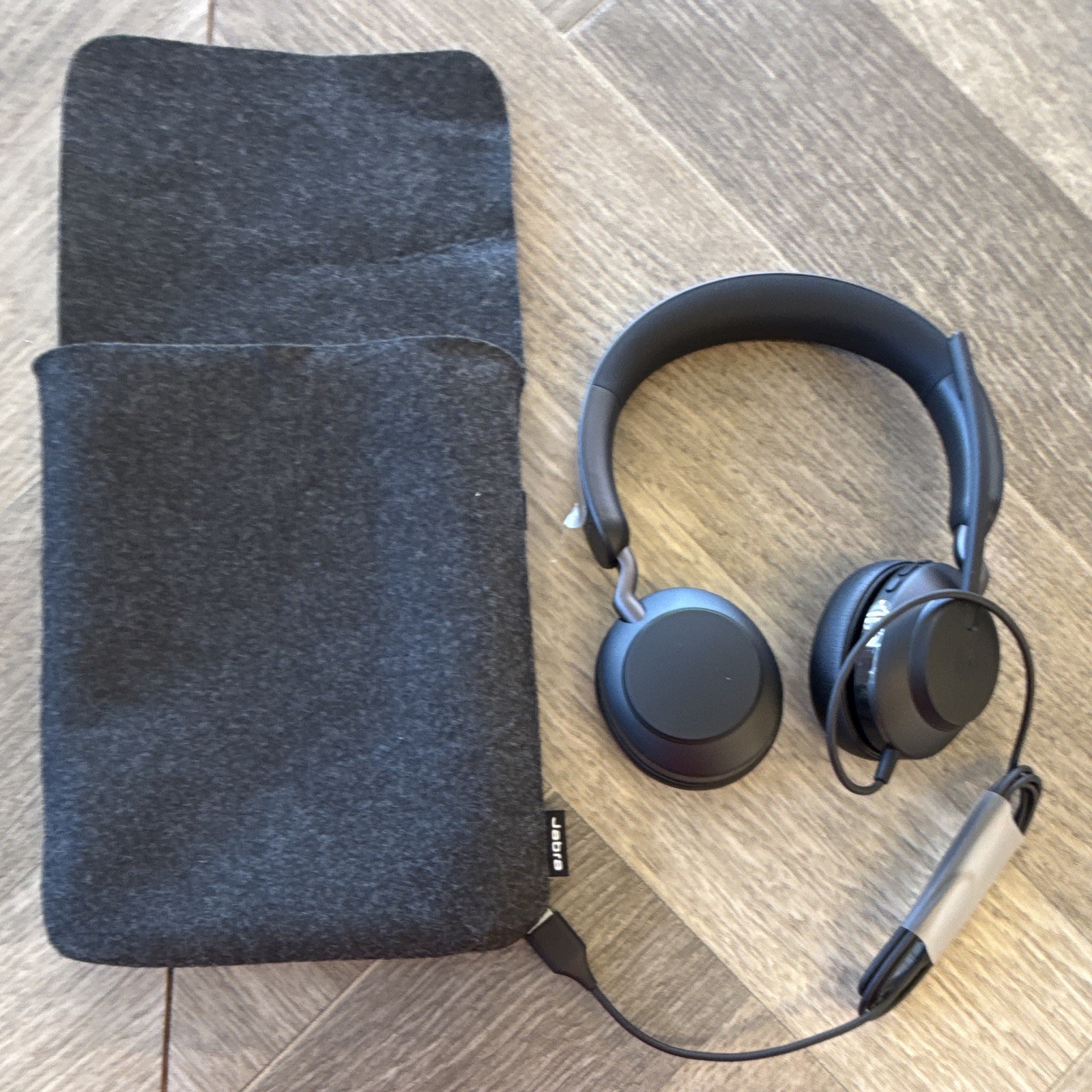 Jabra Evolve2 40 SE Wired On-Ear Headset Boom Mic, Double Earpiece Black