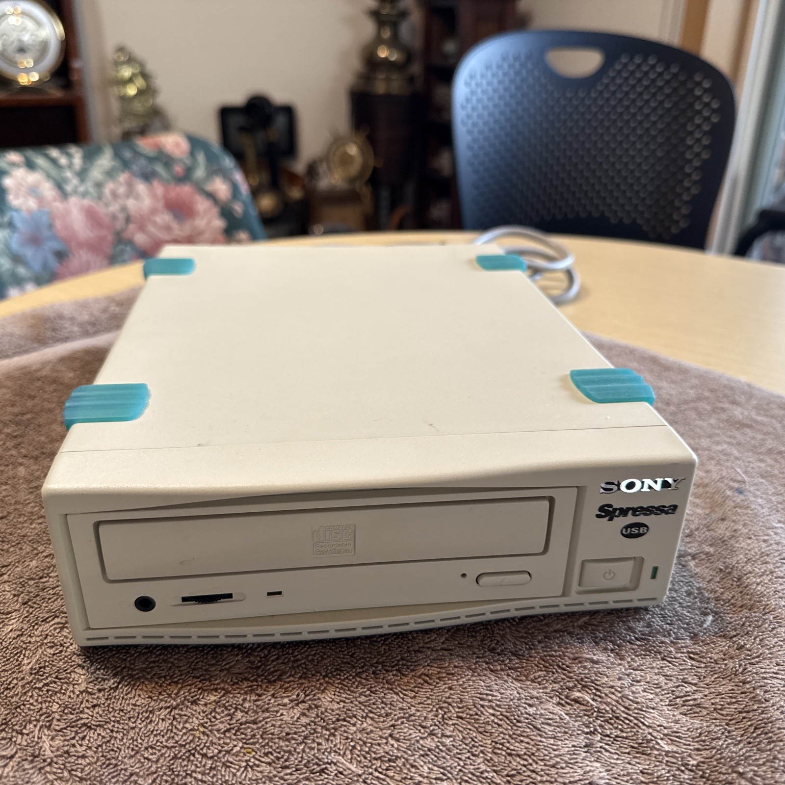 Sony Spressa CRX100E/X2 External USB CD-RW Drive -Mac & PC- 2MB Buffer -MO8