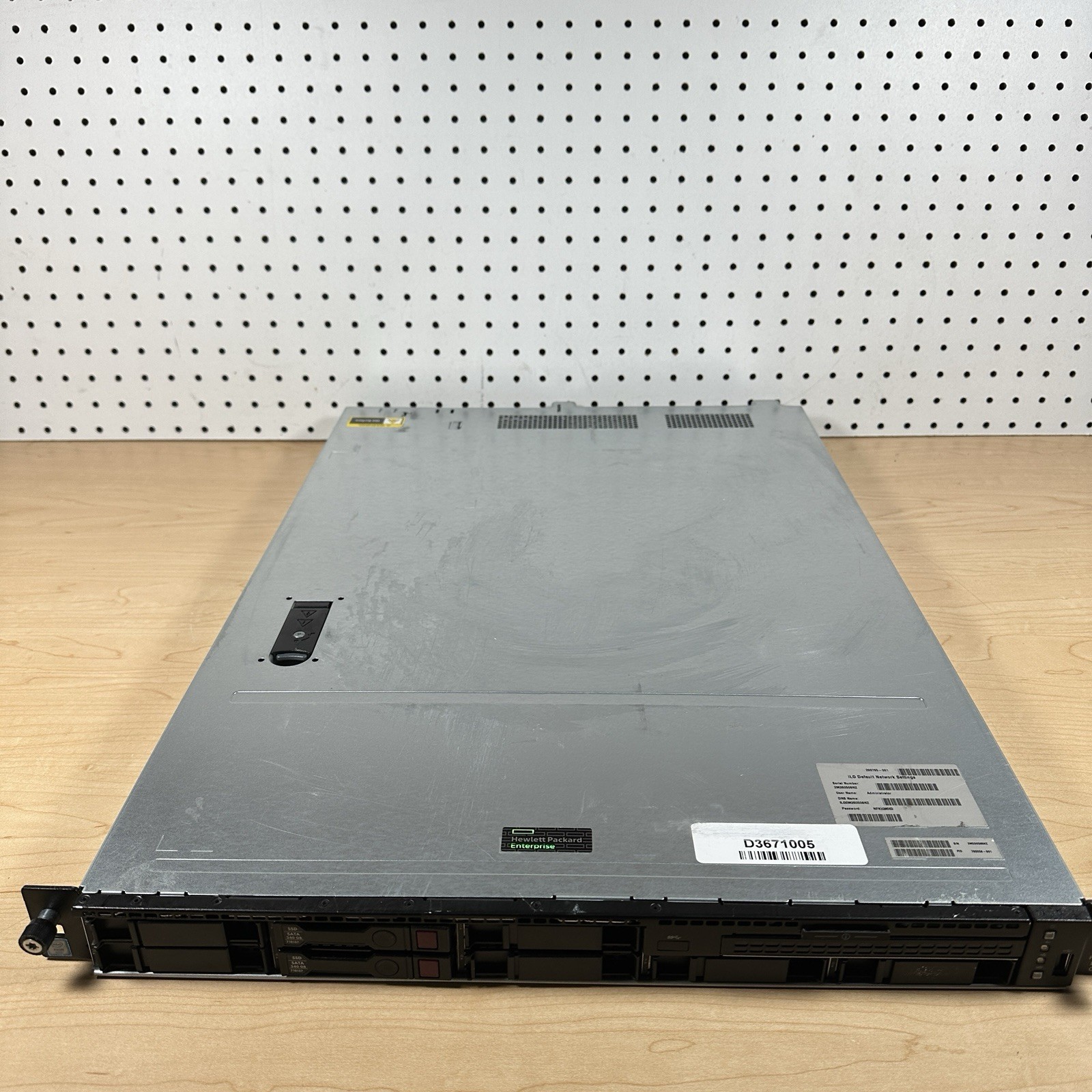 HEWLETT PACKARD HPE ProLiant DL160 Gen9 16GB No Hard Drives