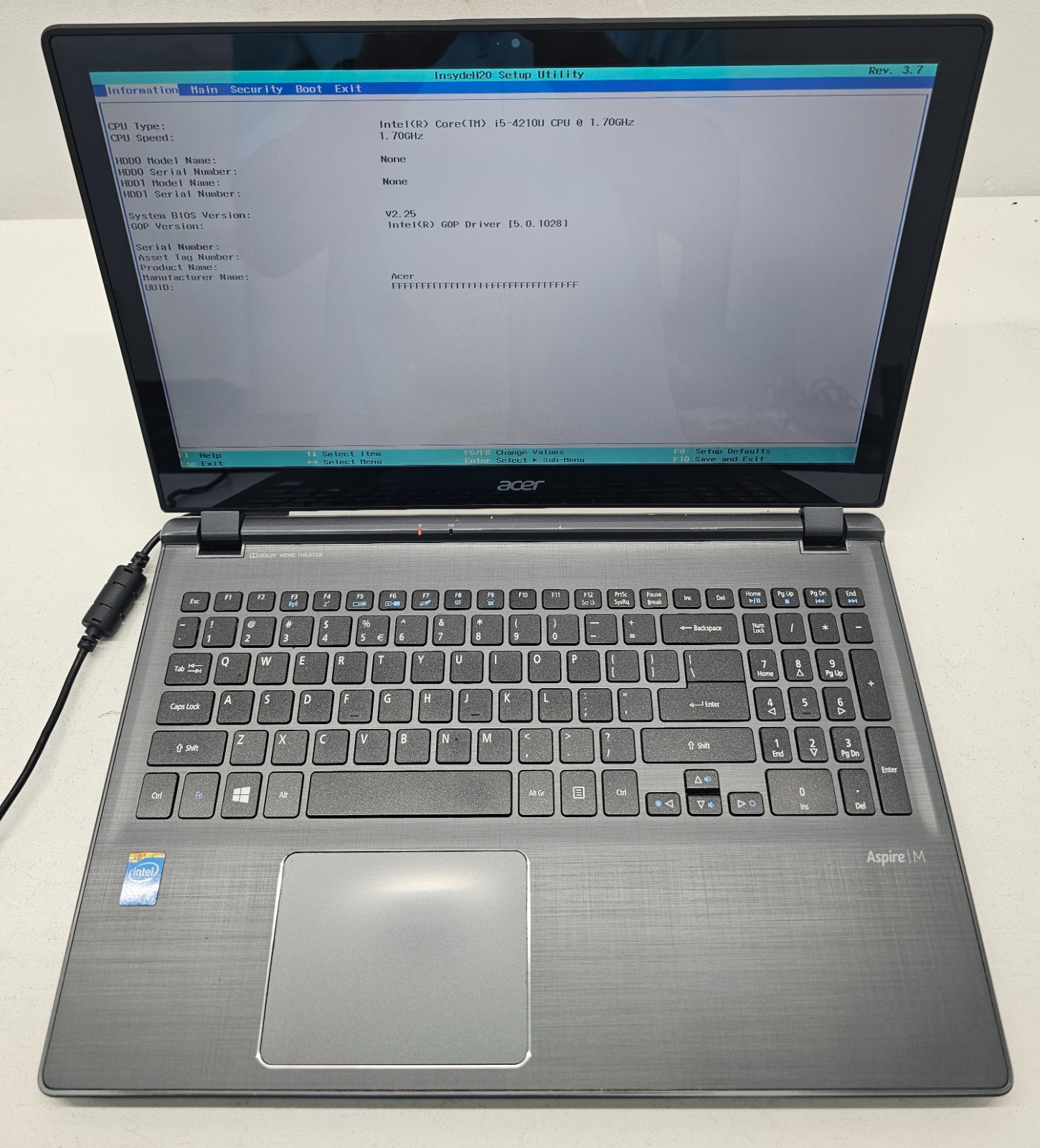 Acer Aspire M5-583P-5859 15.6" Laptop Intel Core i5-4210U 4GB Ram NO HD/OS (FL)