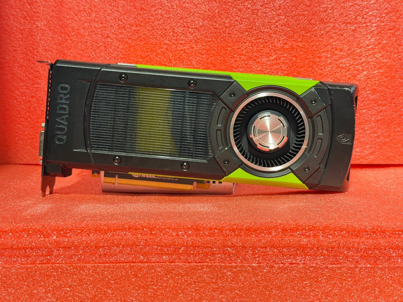 Nvidia Quadro P6000 24GB 384-bit GDDR5X PCIe 3.0 x16 Video Card
