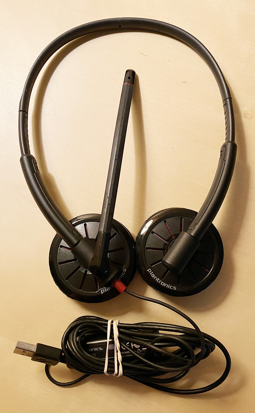 Plantronics Blackwire C325 Wired USB Stereo Headband Headset with Zipper Pouch