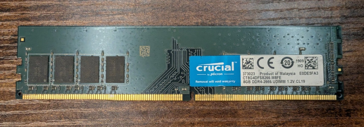 Crucial 8GB DDR4-2666 UDIMM Desktop RAM CT8G4DFS8266.M8FE 1.2V CL19