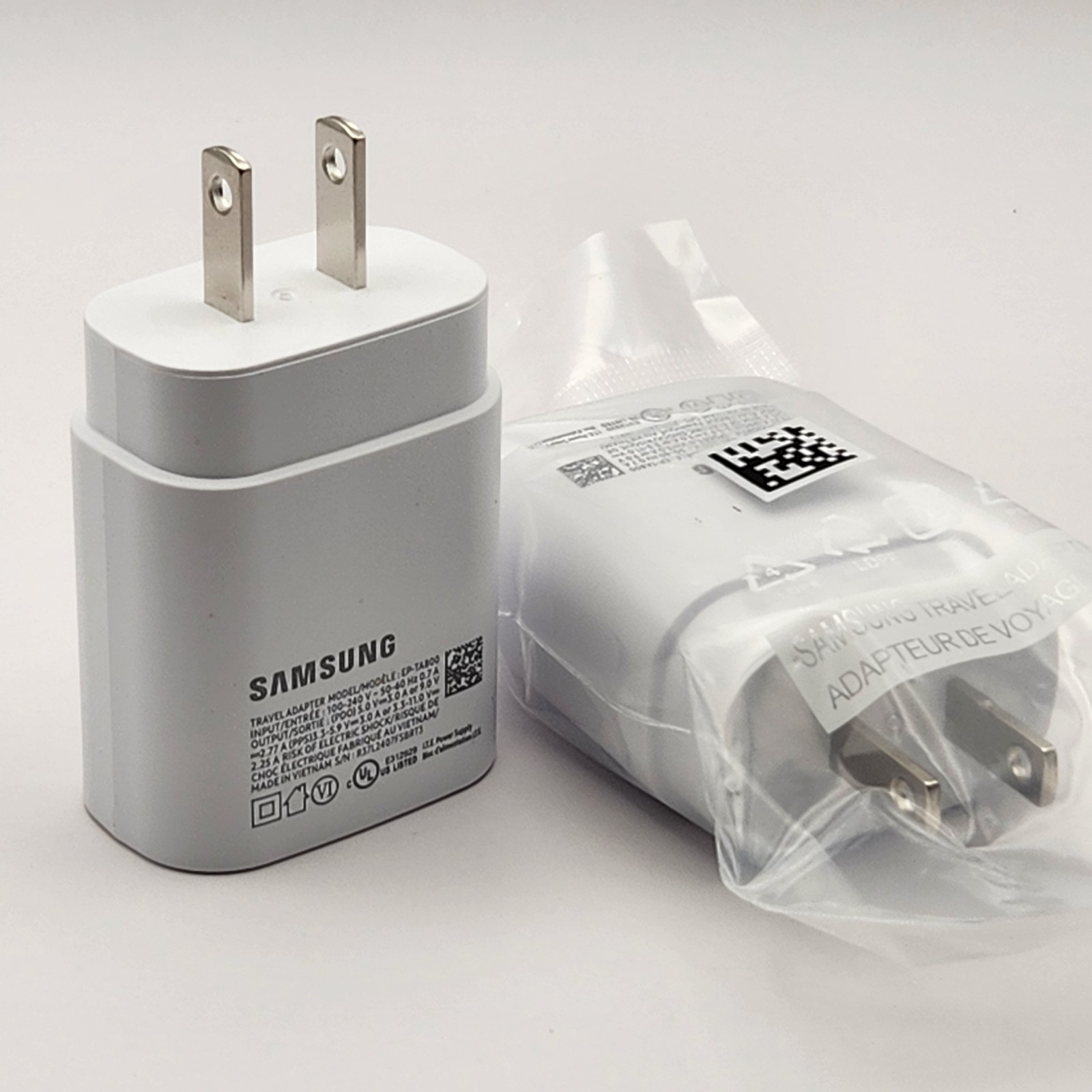 New OEM Samsung 25W USB-C Super-Fast Charging Wall Charger (EP-TA800) - White