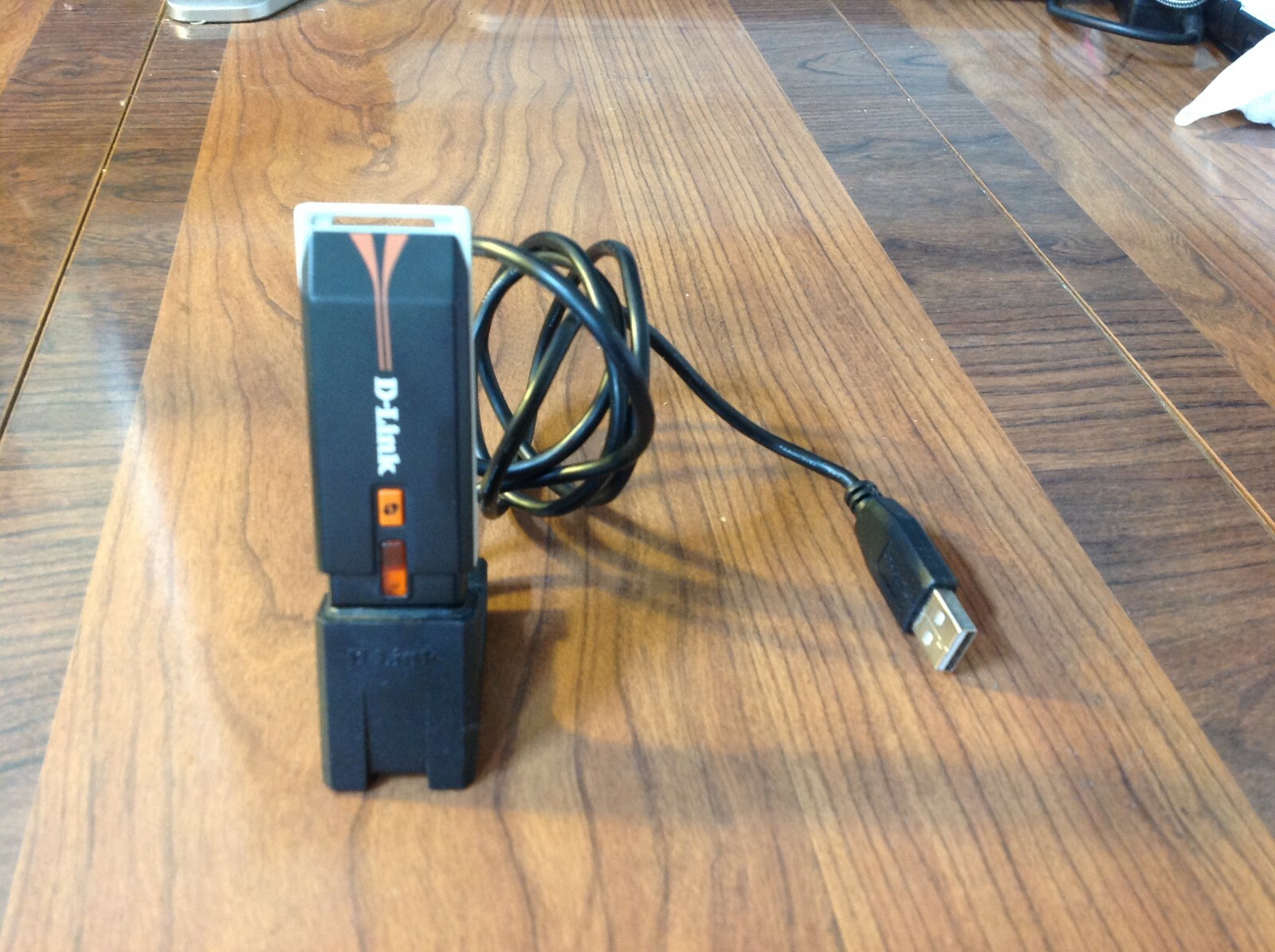 D-link DWA-130 Wireless Adapter