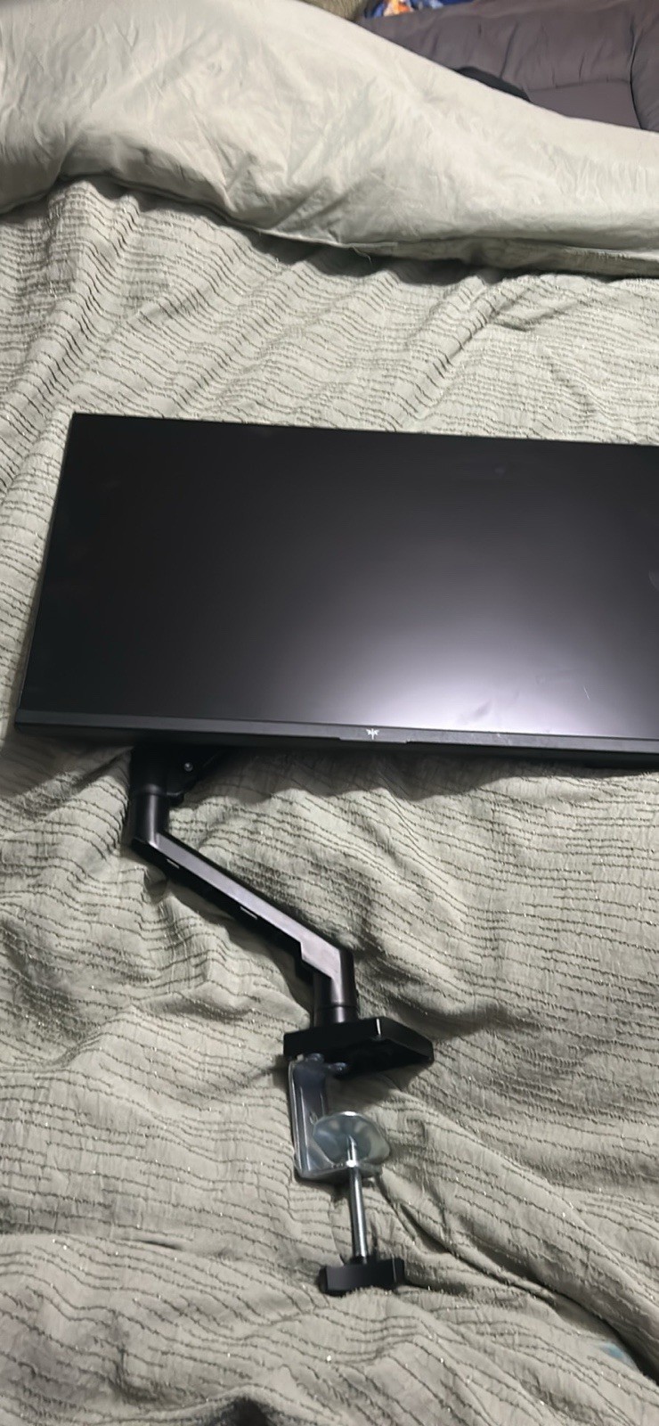  200Hrtz 1ms Response Time Gaming Monitor /WITH MOUNT/🔥