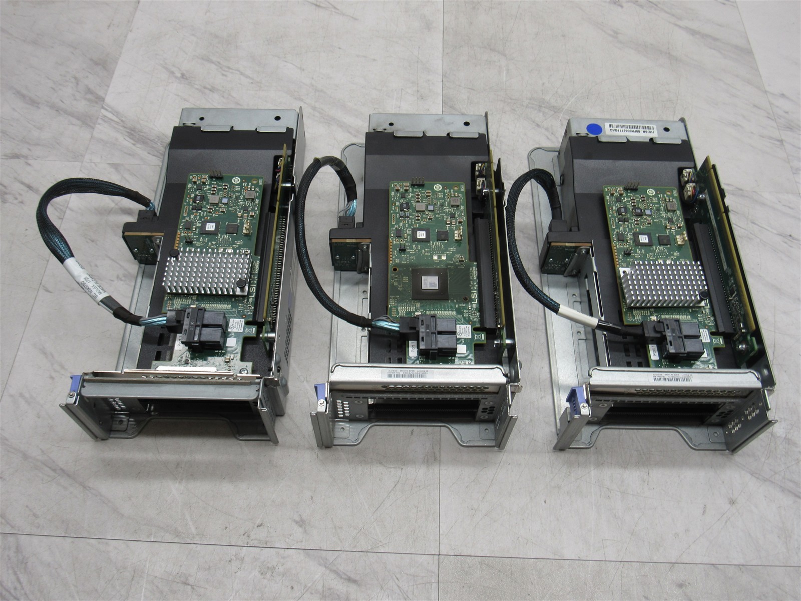 3 LOT IBM 00MU109 X3650 M5 Rear 2x 2.5in Hard Drive Kit