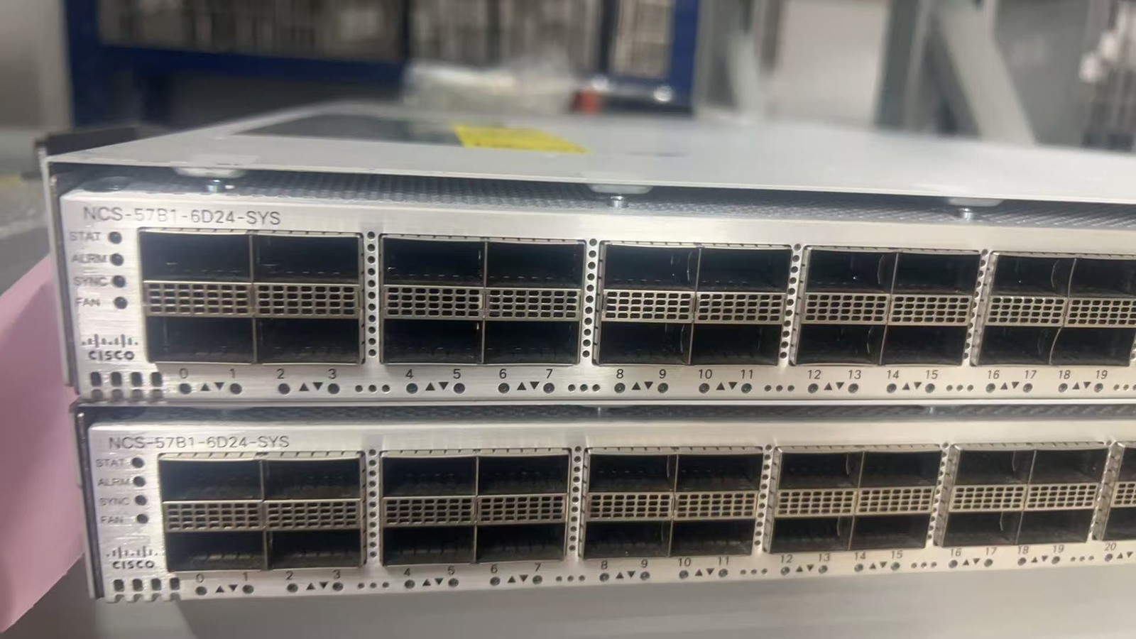 Cisco NCS-57B1-6D24-SYS 6 Ports of 400G and 24 Ports of 100G Ethernet Switch