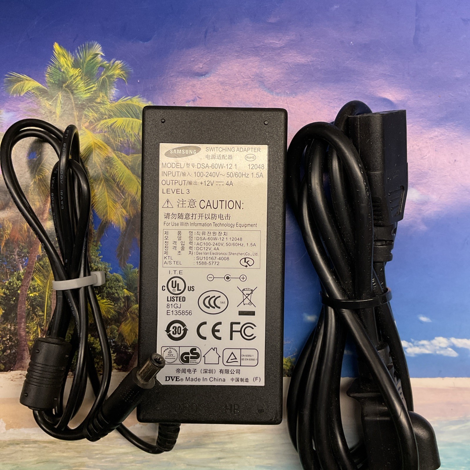 Genuine SAMSUNG DSA-60W-12 1 12048 Switching Adapter 12V 4A Level 3 PIN