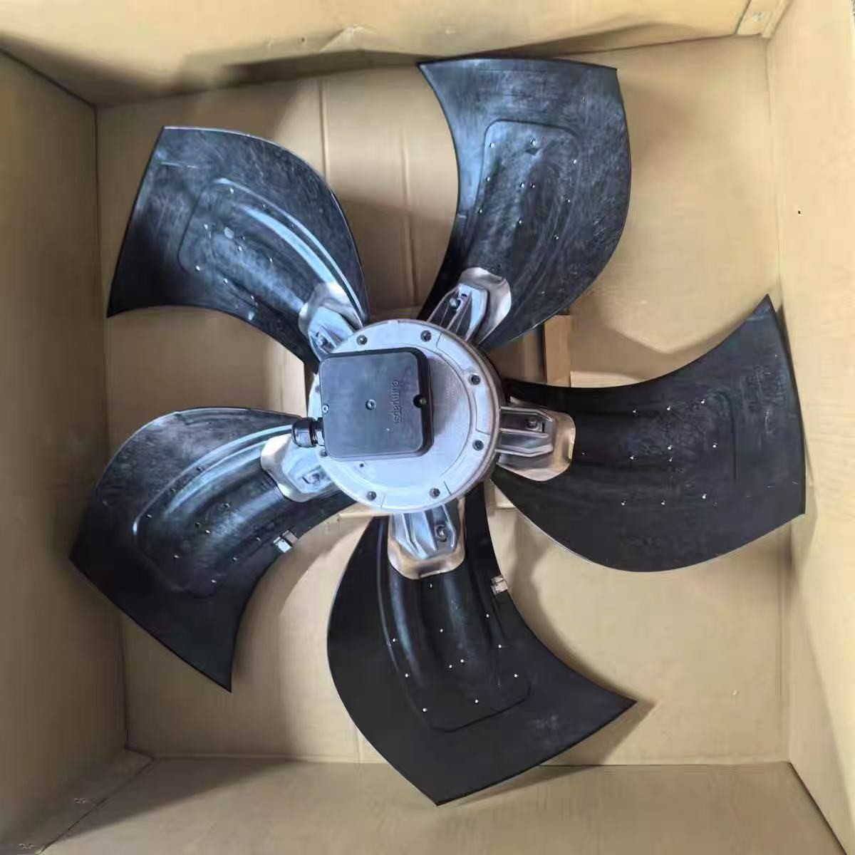 1x NEW FOR Fan A6D800-AD01-01 400V