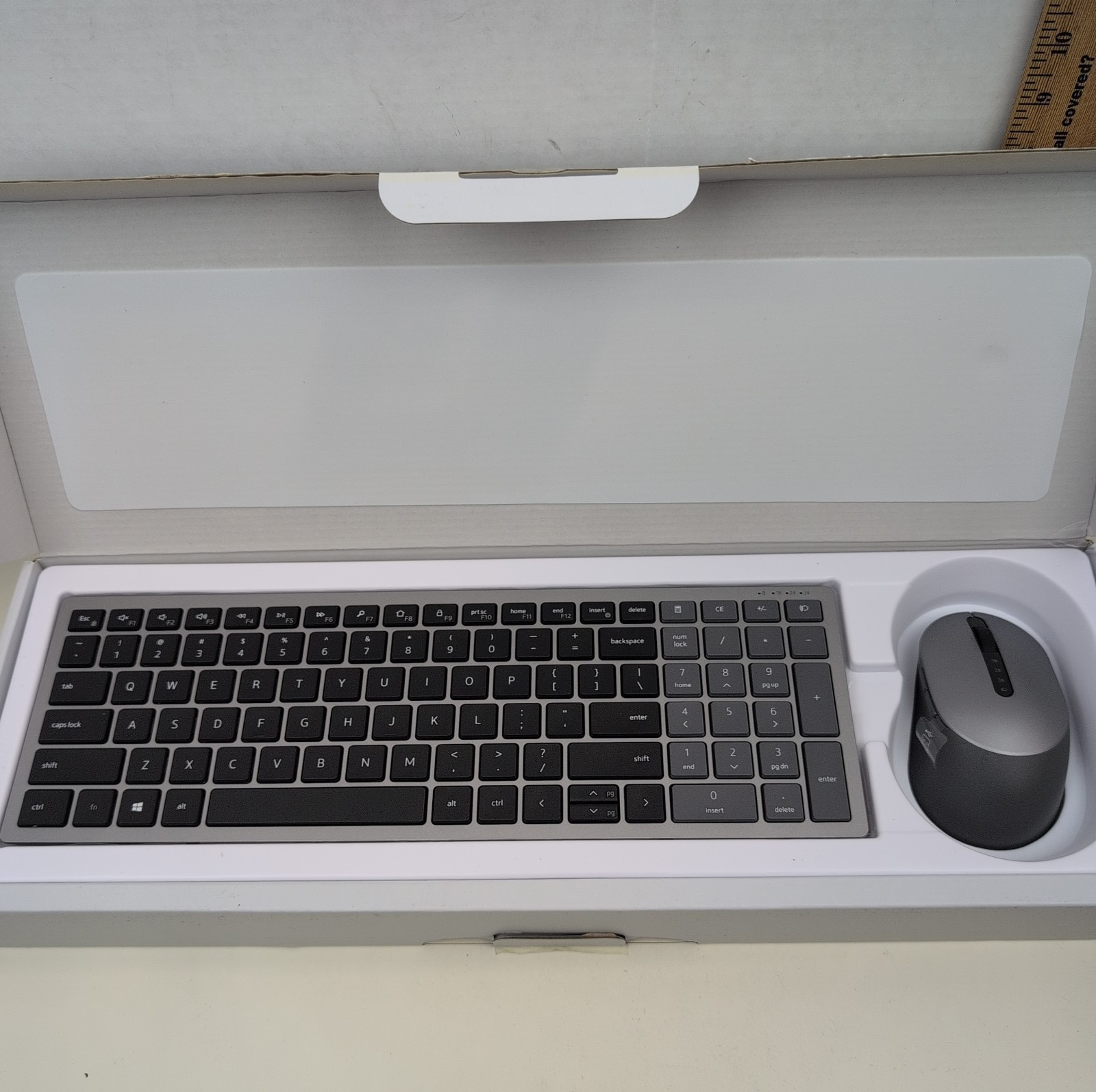 Dell KM7120W Multi Device Wireless Keyboard Mouse Combo Bluetooth OEM Open Box 