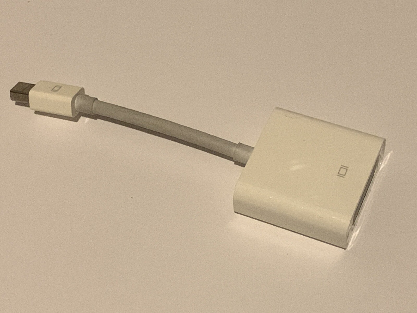 Apple A1305 Thunderbolt Mini Display Port to DVI Cable Monitor Adapter Genuine