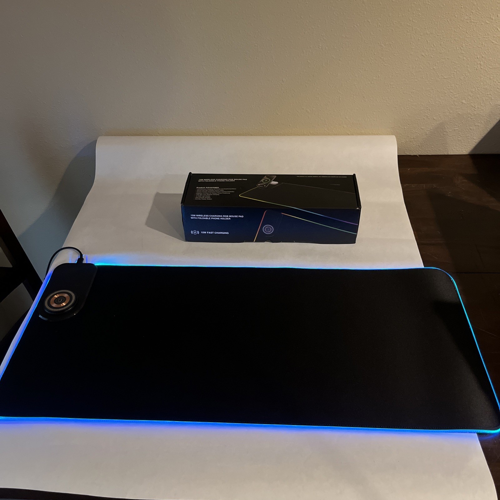 RGB Gaming Mouse Pad with Wireless Charger 15W Charging for iPhone and Samsung