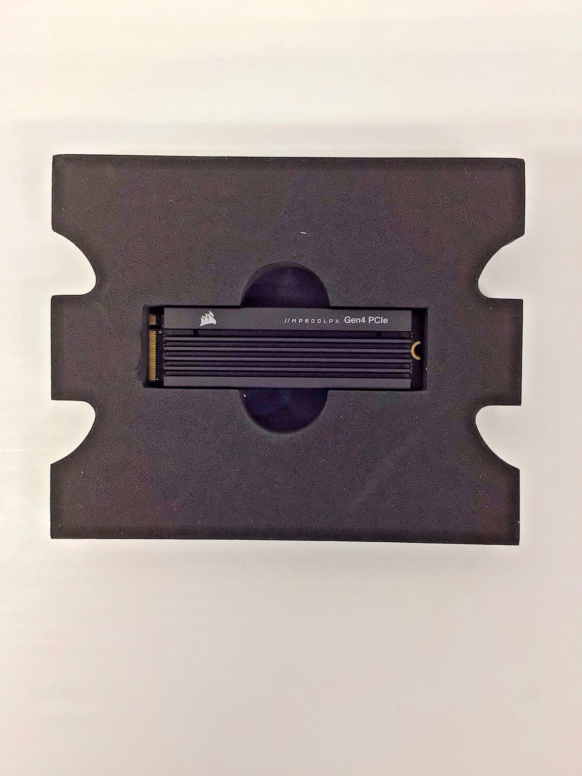 Corsair MP600 PRO LPX 2TB NVMe M.2 SSD PCIe Gen4 New Open Box