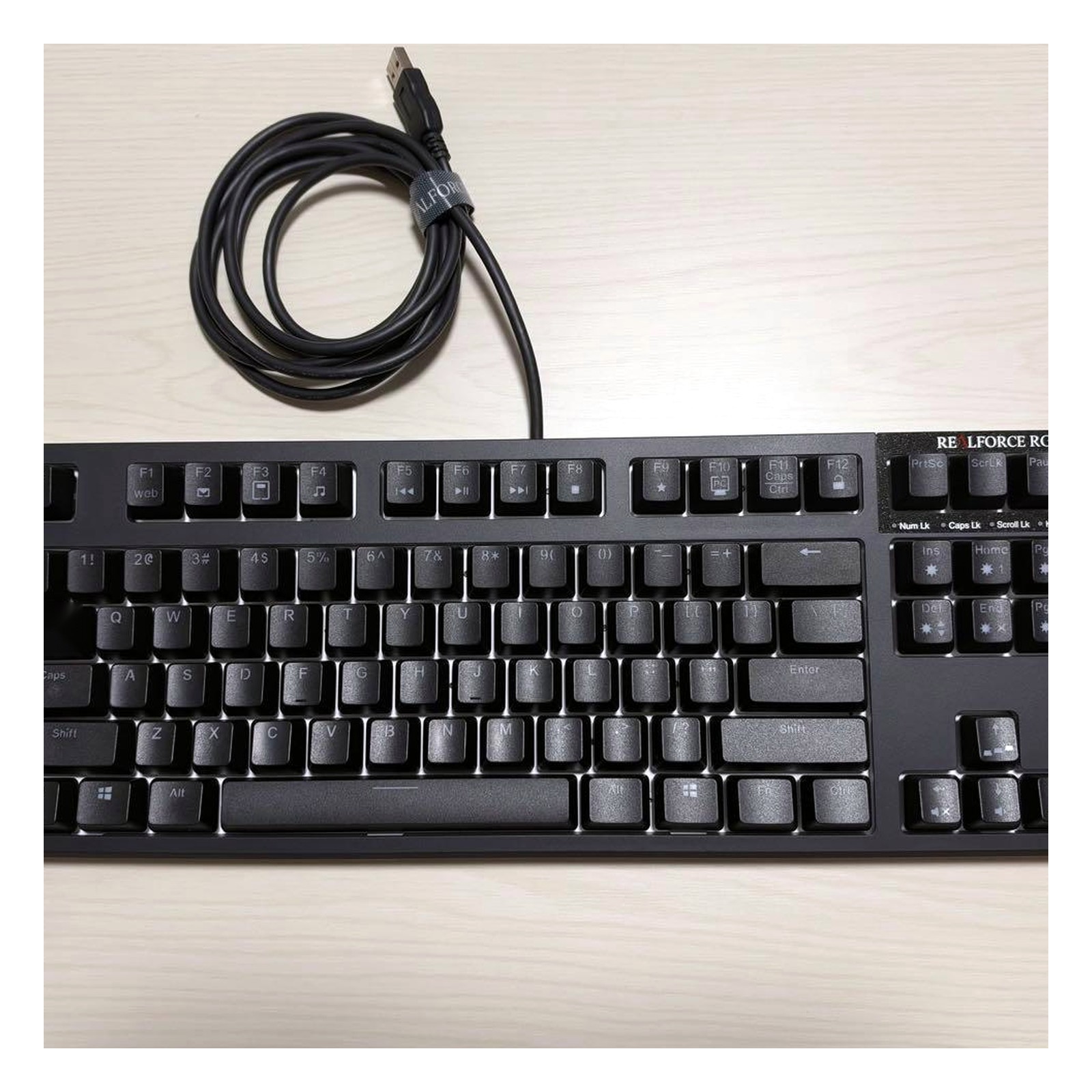 Topre REALFORCE RGB R2TLA-US4G-BK Mechanical Keyboard Tenkeyless 45g USED