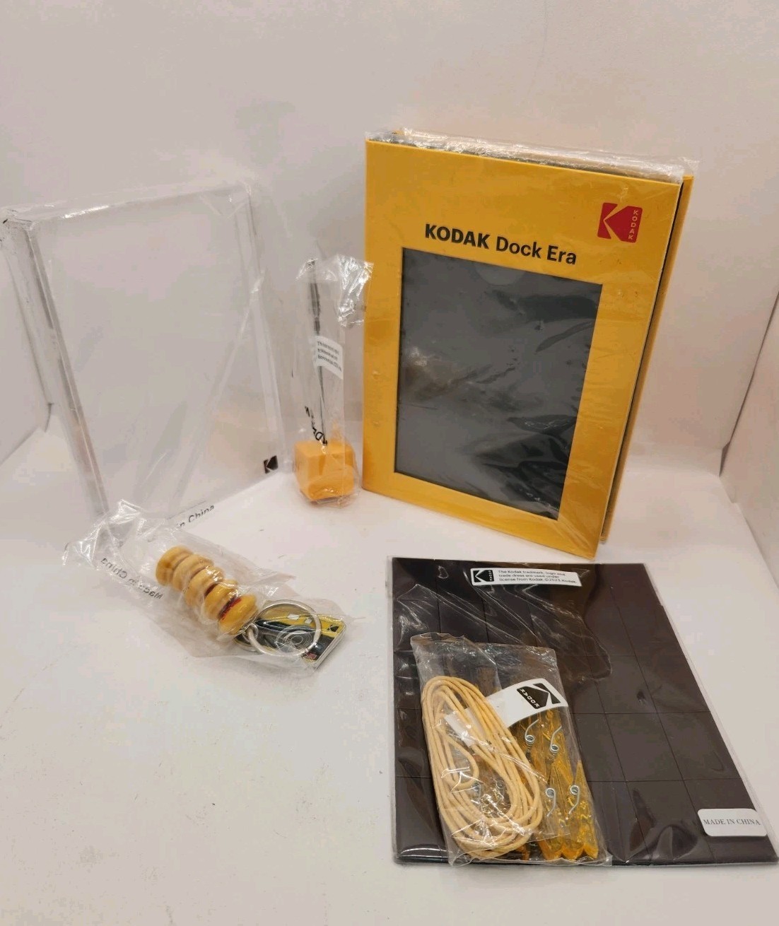 Kodak Era D600 Accessory Bundle for 6" Printer