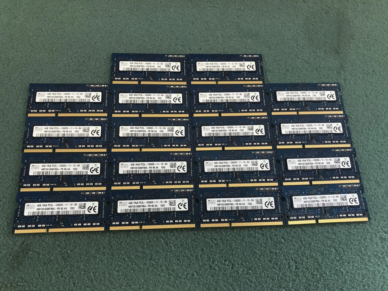 72GB(18 x 4GB) SK hynix HMT451S6BFR8A-PB PC3L-12800S DDR3L SO-DIMM RAM - CR200A*