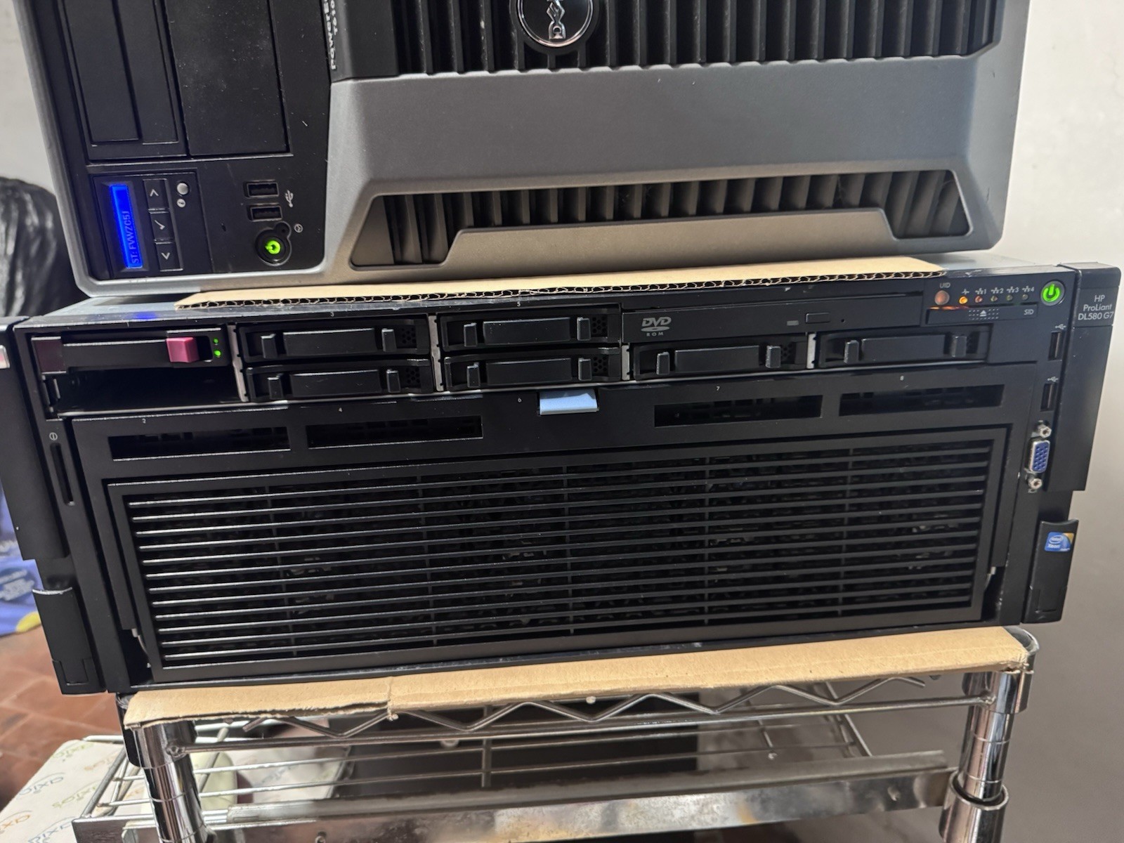 HP ProLiant DL580 G7 - 4x Xeon 6C X7542-2.67GHz, 224GB RAM, 512GB SSD Unit