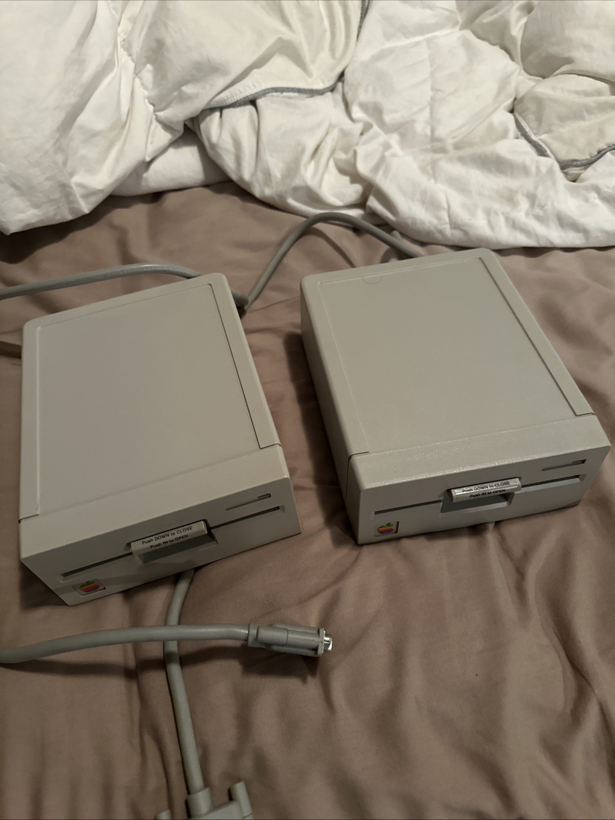 2x Vintage  Apple II 5.25" Floppy drive. Model A9M0107- tested working Near Mint