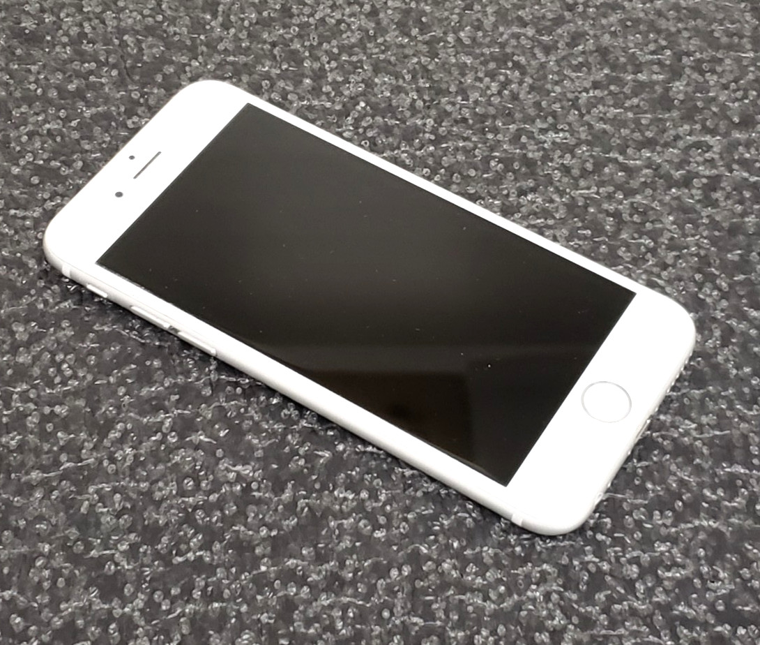 Apple iPhone 6 A1549 MG5X2LL/A 16GB P/N: iPhone 6 Battery Health 89% Tested.