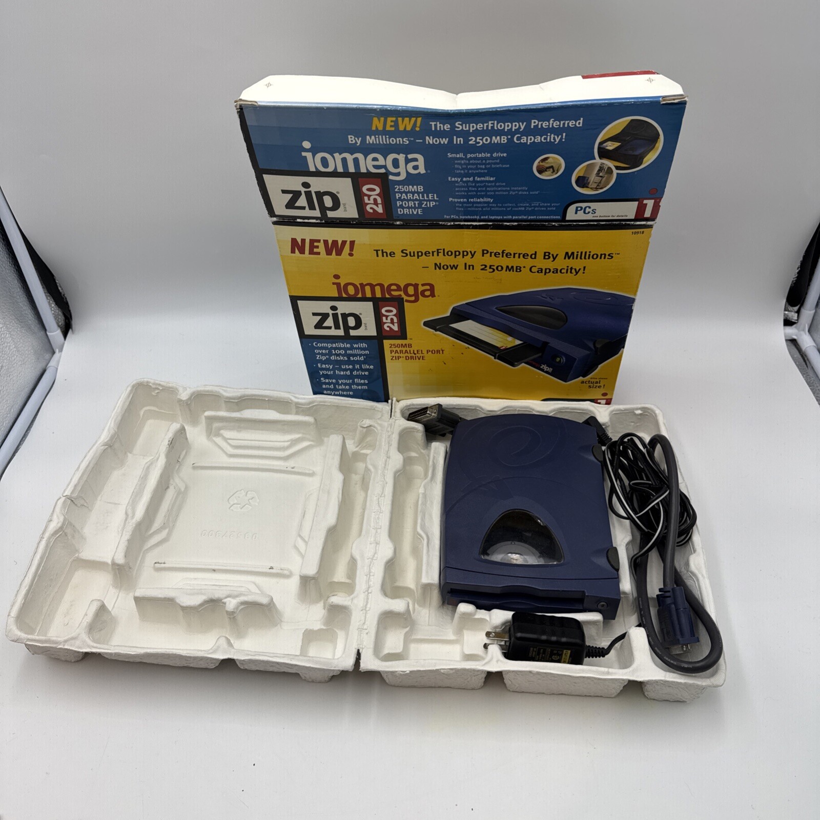 Iomega 250MB External Parallel Port Drive Z250P- Blue w/ Cables Untested As Is
