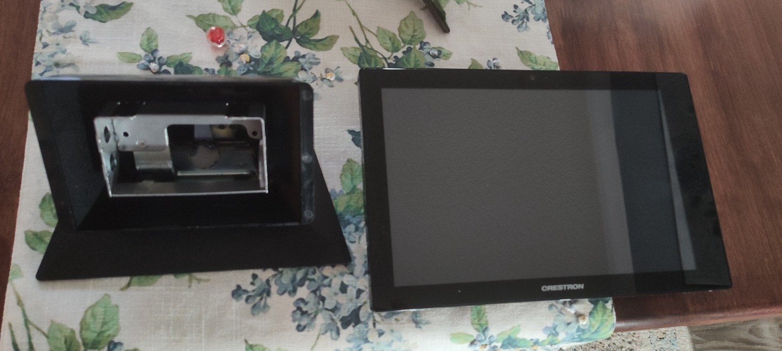 Crestron TSW 1060 with Table Mount.